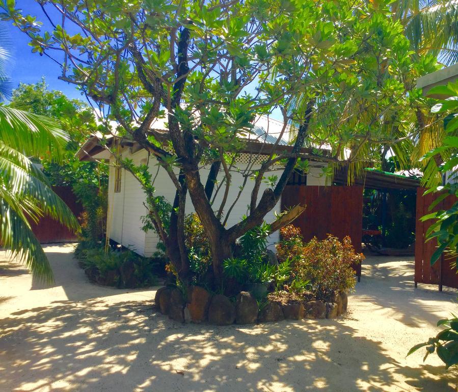 Fare Maeva Moorea Hotel Teavaro Exterior photo